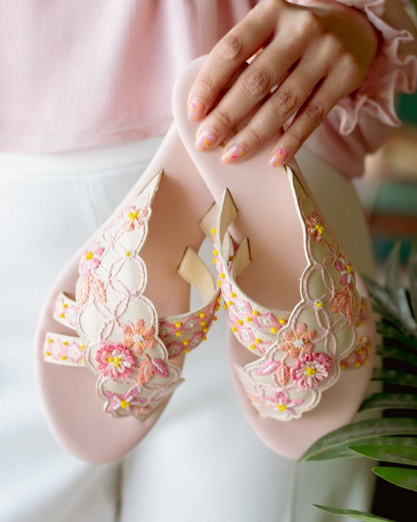 Criss Cross Sliders for Women