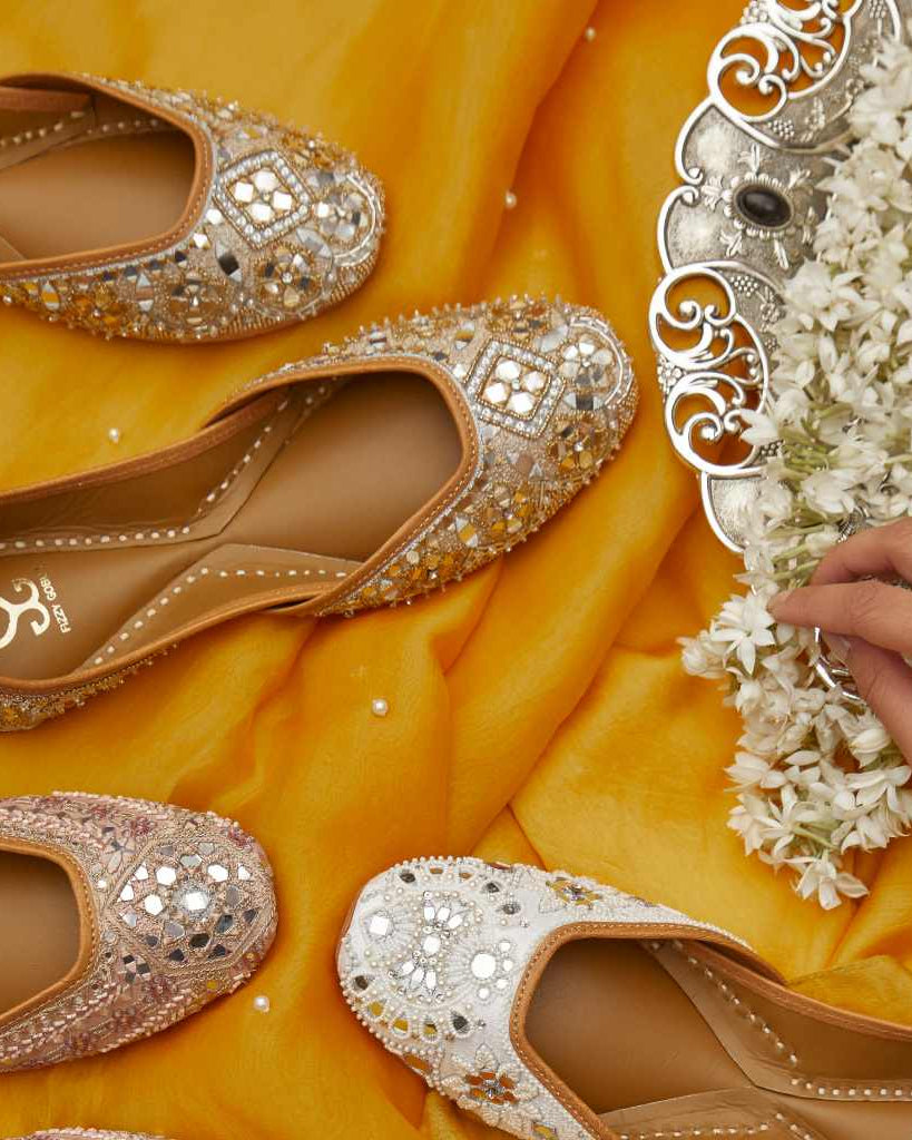 Juttis for Women
