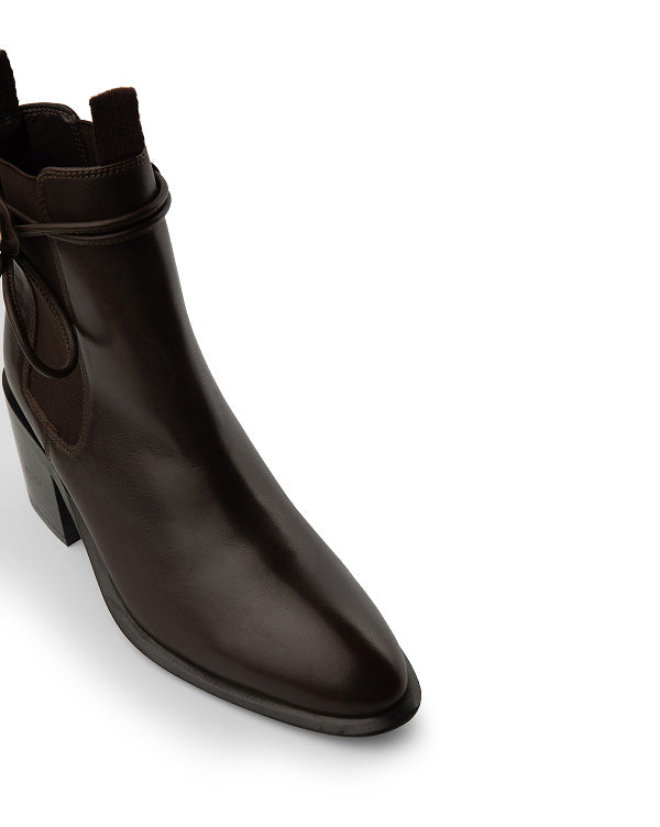 Everyday Brown : Boots