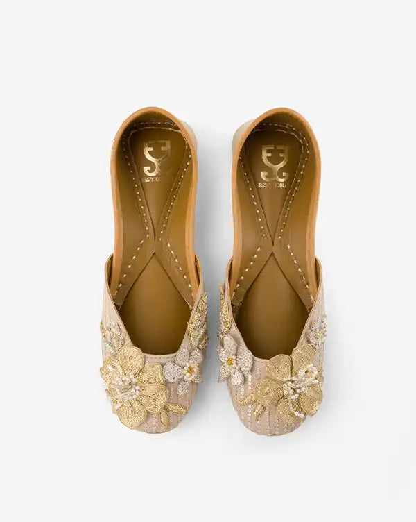 Bloom Bazaar : Juttis - Handcrafted - Fizzy Goblet - Indian