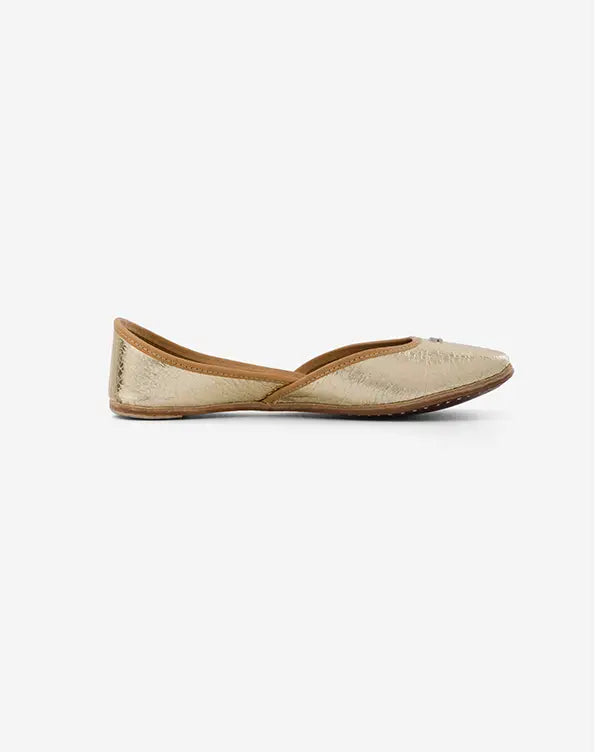 Foil Play : Juttis