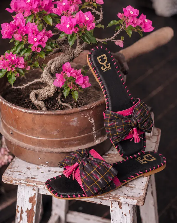 Bow to be Wild : Sandal - Handcrafted - Fizzy Goblet