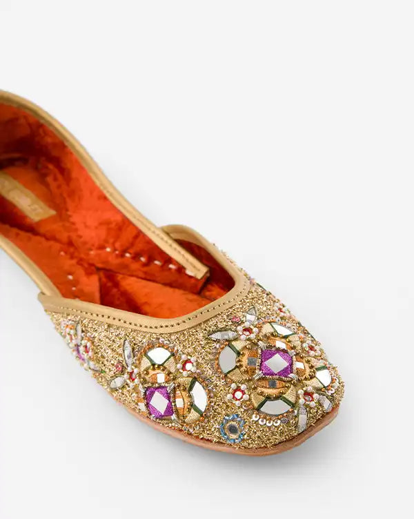 Mirage Glass Apart : Juttis - Gold - Handcrafted - Fizzy Goblet