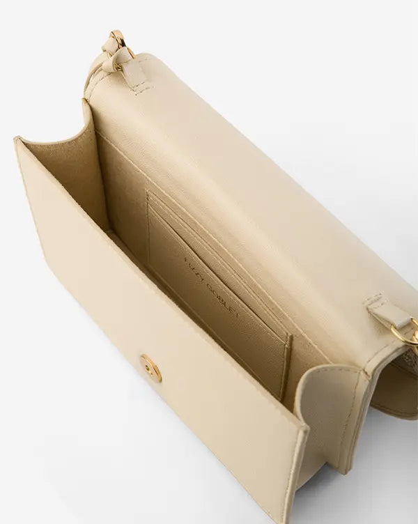 Pearl Pressure : Shoulder Bag - Pearls - Shoulder Bag - Handcrafted - Fizzy Goblet