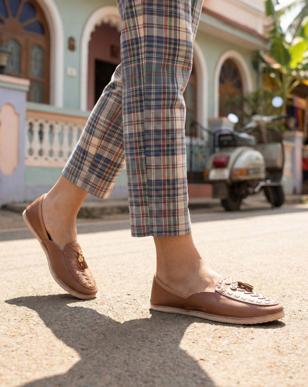 Tan & Tassel : Loafers