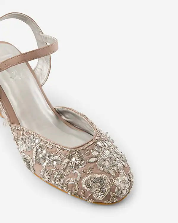 The Silver Lining : Wedge Heels