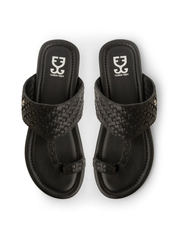 Bare Black : Men Kolhas