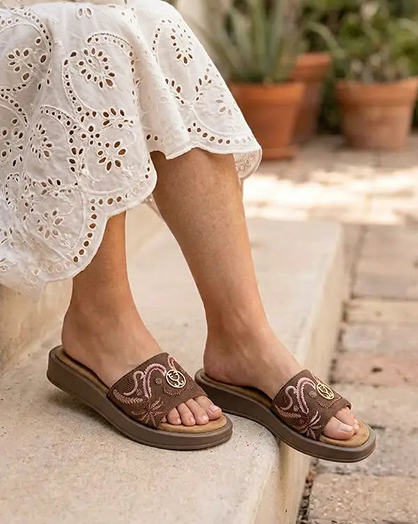 Blush & Bronze : Bomba Sliders - Fizzy Goblet - Handcrafted