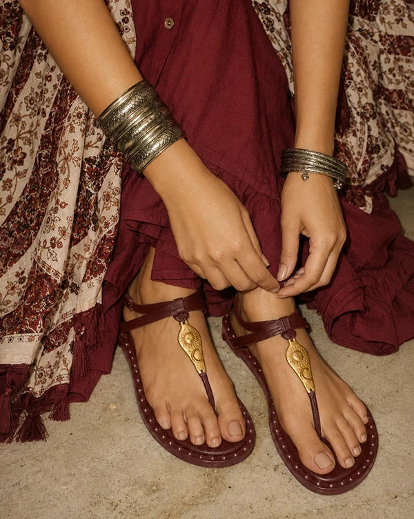 Sindoor : Thong Sandals - Handcrafted - Fizzy Goblet - Indian