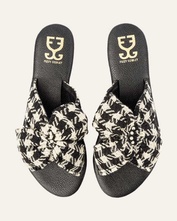 Checking In : Criss Cross Slides - Limited Edition