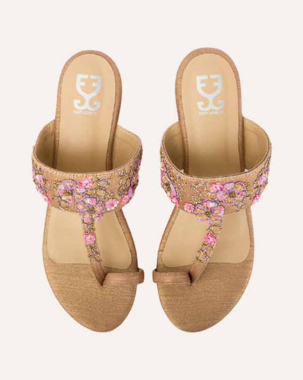 The Tall Kolha Wedge