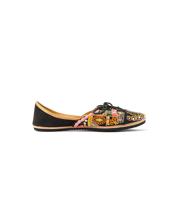 Country Roads Sneakers
