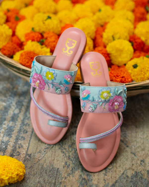 Buy Kolhapuri Footwear for Ladies Online – Fizzy Goblet