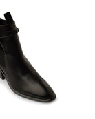 All Day Black :  Boots