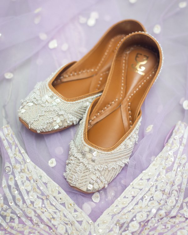 Bling It On Juttis