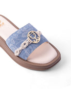 Blue Me Away : Bomba Sliders