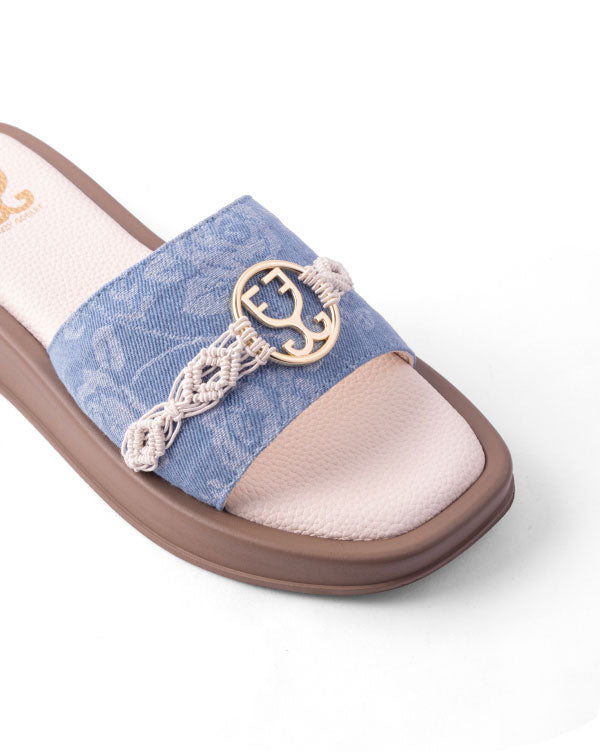 Blue Me Away : Bomba Sliders