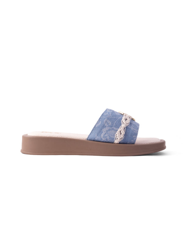 Blue Me Away : Bomba Sliders