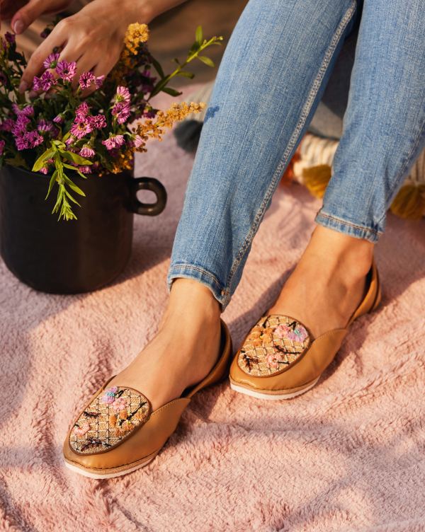 Knotty Or Nice : Loafers
