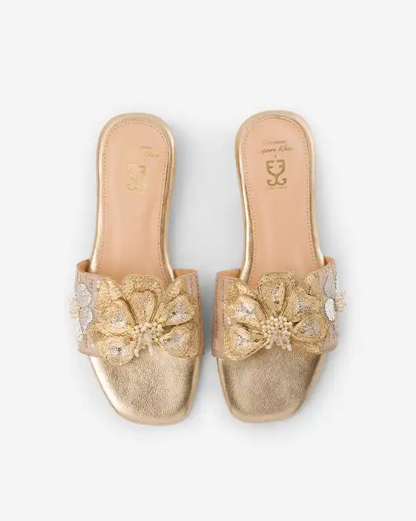Corsage : Sandals - Fizzy Goblet - Handcrafted - Indian