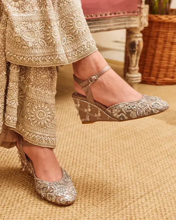 The Silver Lining : Wedge Heels