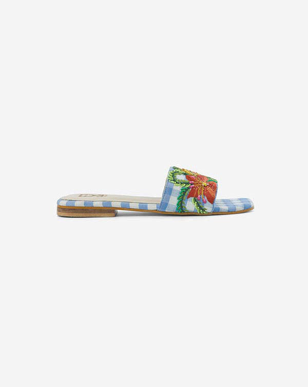 Brunch Bunch : Sandals