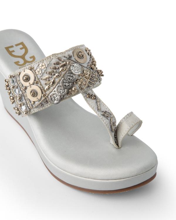 Flight of Fancy : Kolha Wedge