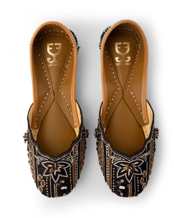 Get in Line : Juttis