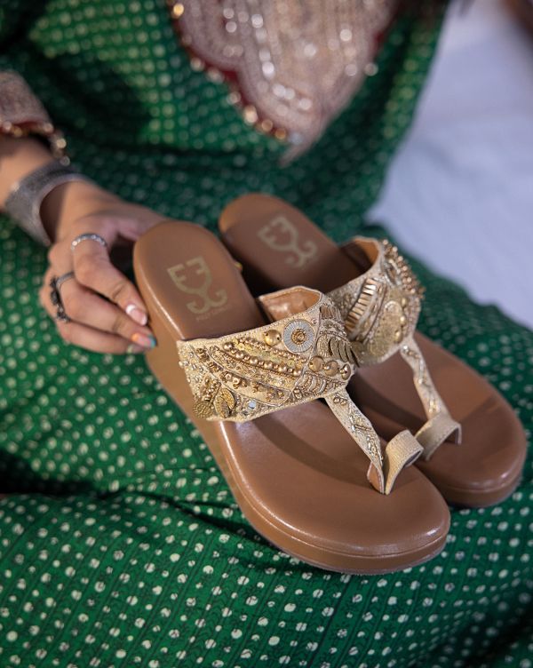 Pearl Bride (Blush GOLD crystal stones heels Festive customised heels) at  Rs 6990.00 | Indian Wedding Dresses, Wedding wear for bride, Muslim bridal  wear, दुल्हन की पोशाक - Tiesta Women Accessories Private