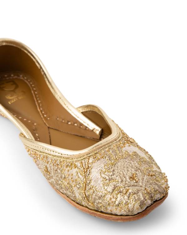 Maharani Mode : Juttis