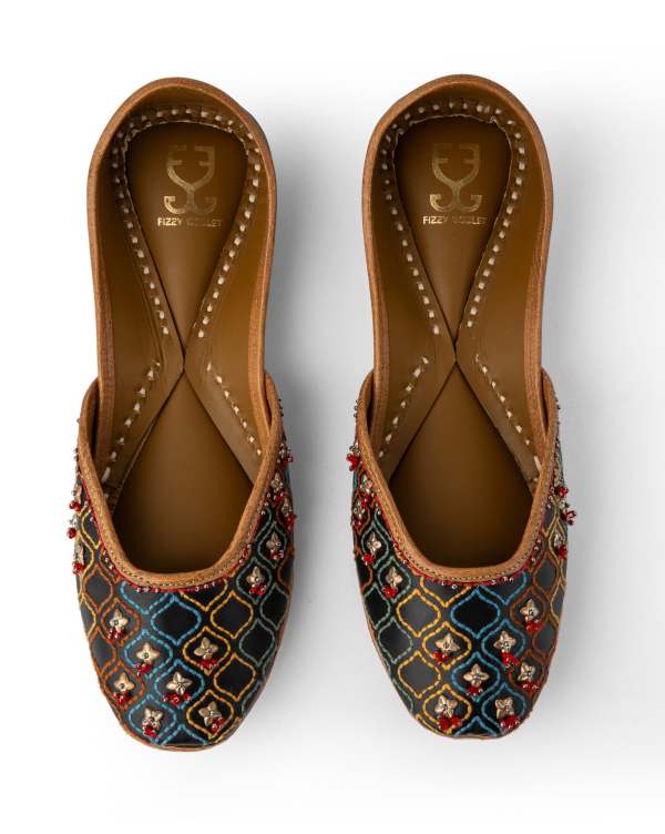 Night Owl : Juttis