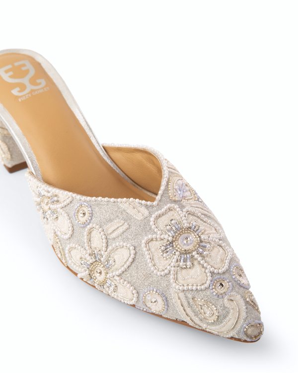 Over the Moon : Mule Heels