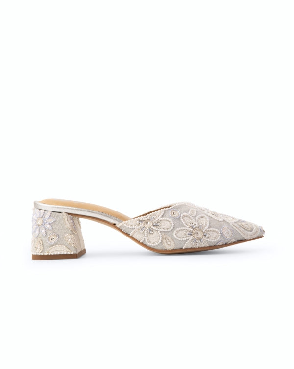 Over the Moon : Mule Heels