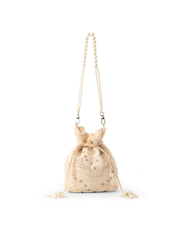 Pearly Charm : Potli