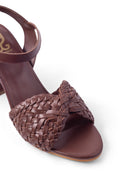 Plot Twist : Sandal Heels