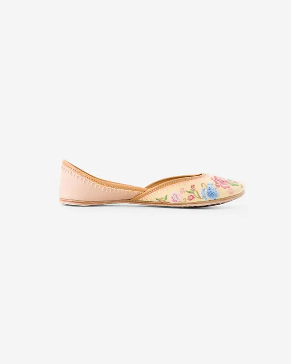 Pollen in Love : Juttis - Yellow - Handcrafted - Fizzy Goblet