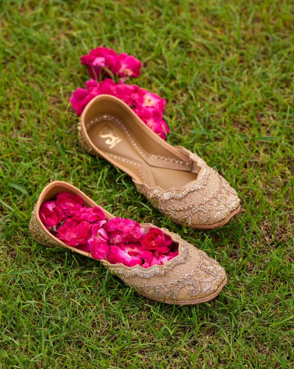 Sangeet & Repeat : Juttis