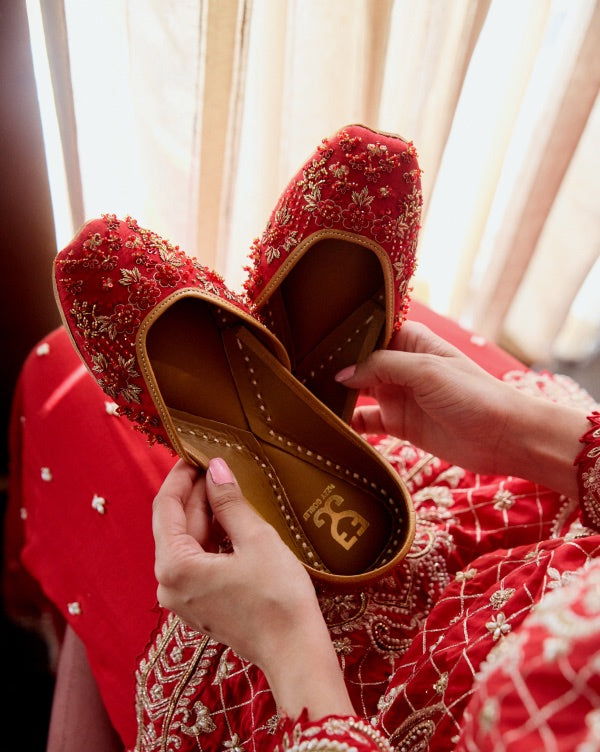 Embroidered Jutti Slippers Embroidered Jutti Slippers