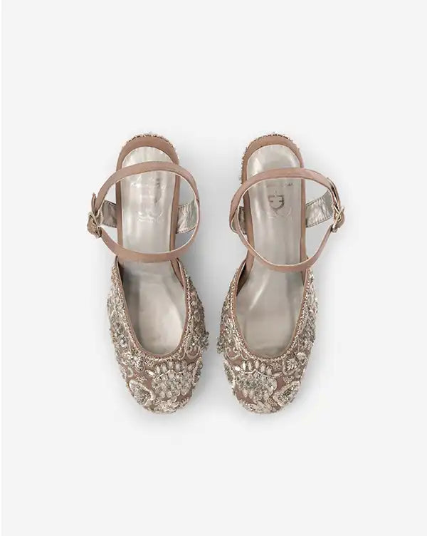 The Silver Lining : Wedge Heels