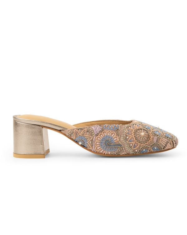 Under the Blue : Heels