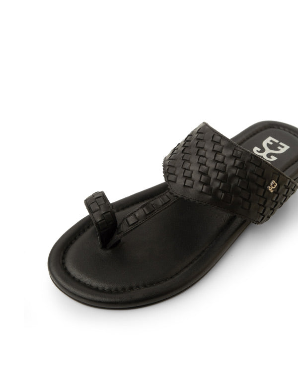 Bare Black : Men Kolhas