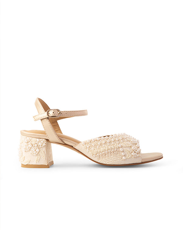 Pearls On The Floor : Sandal Heels