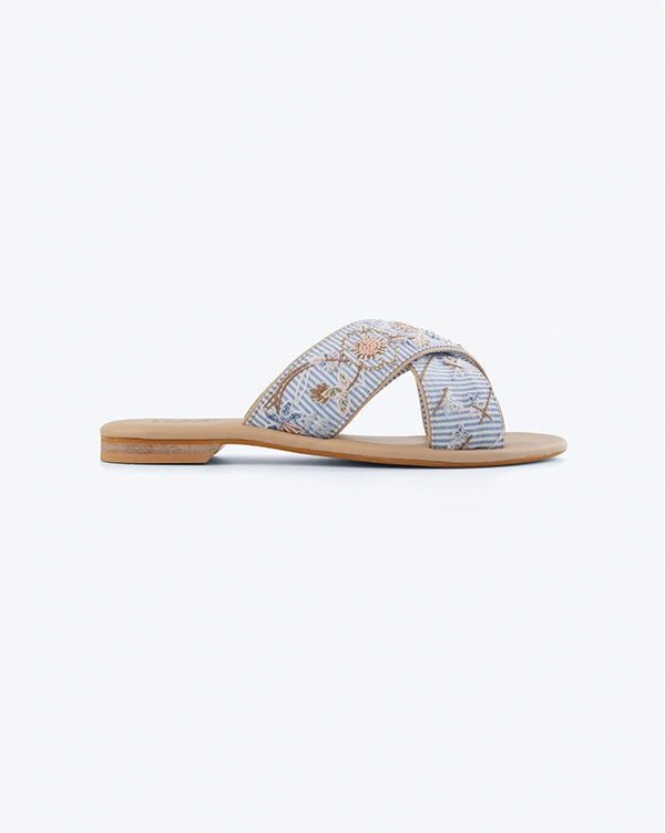 Stripe a Pose : Criss Cross Sliders Handcrafted by FIzzy Goblet