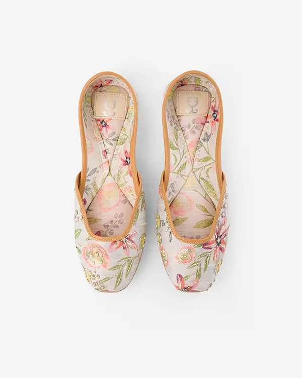 Lawn Story Short : Juttis - Payal Singhal X Fizzy Goblet - Indian - Handcrafted 