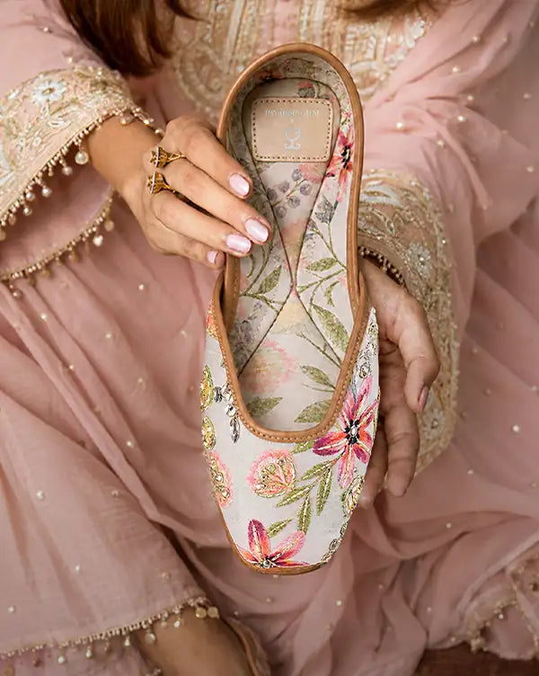 Lawn Story Short : Juttis - Payal Singhal X Fizzy Goblet - Indian - Handcrafted 