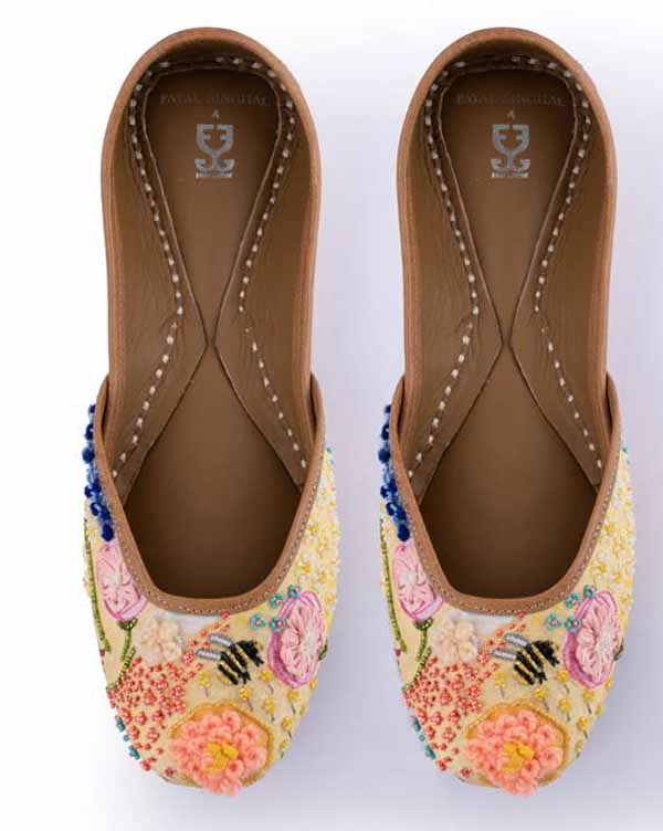 Bee Mine : Juttis - Payal Singhal X Fizzy Goblet