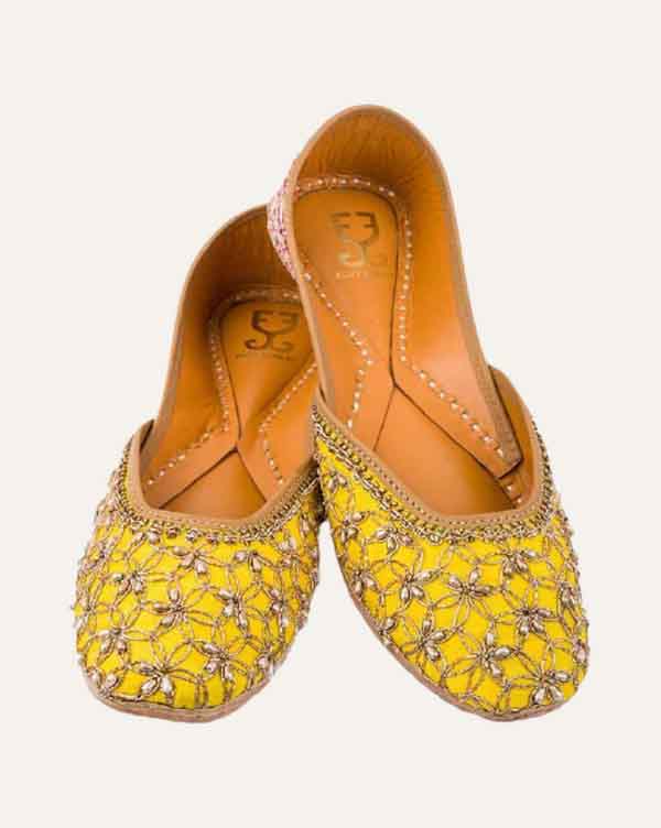 Happy Go Lucky : Juttis - Yellow & Pink Juttis - Fizzy Goblet