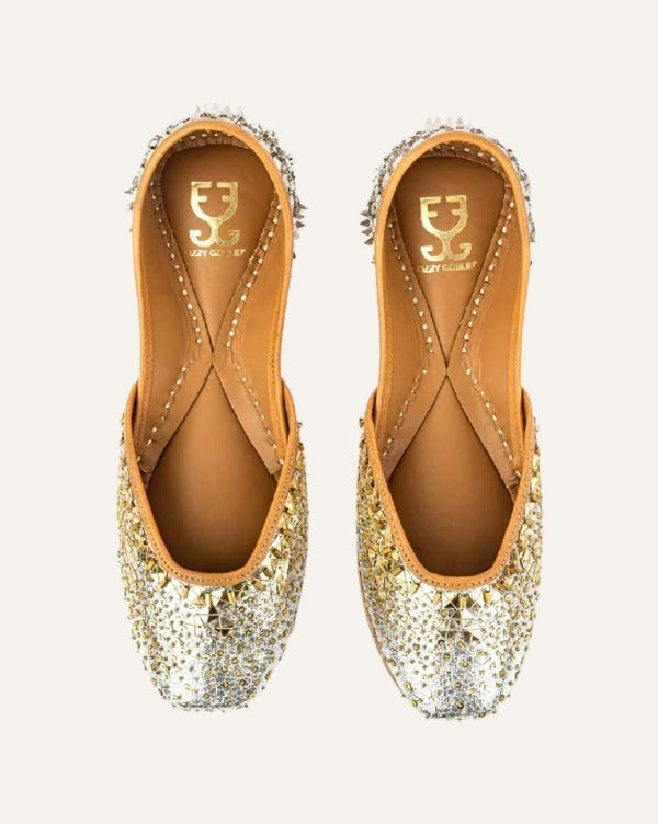 Star Studded Juttis
