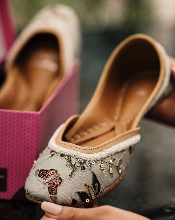 Titli's Flight : Juttis - Payal Singhal X Fizzy Goblet - Sea Green Juttis - Fizzy Goblet
