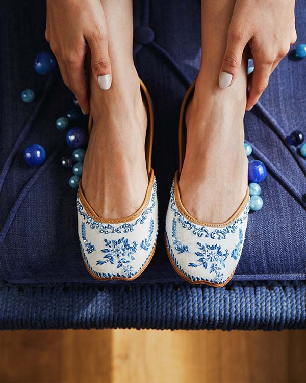 No Monday Blues Juttis